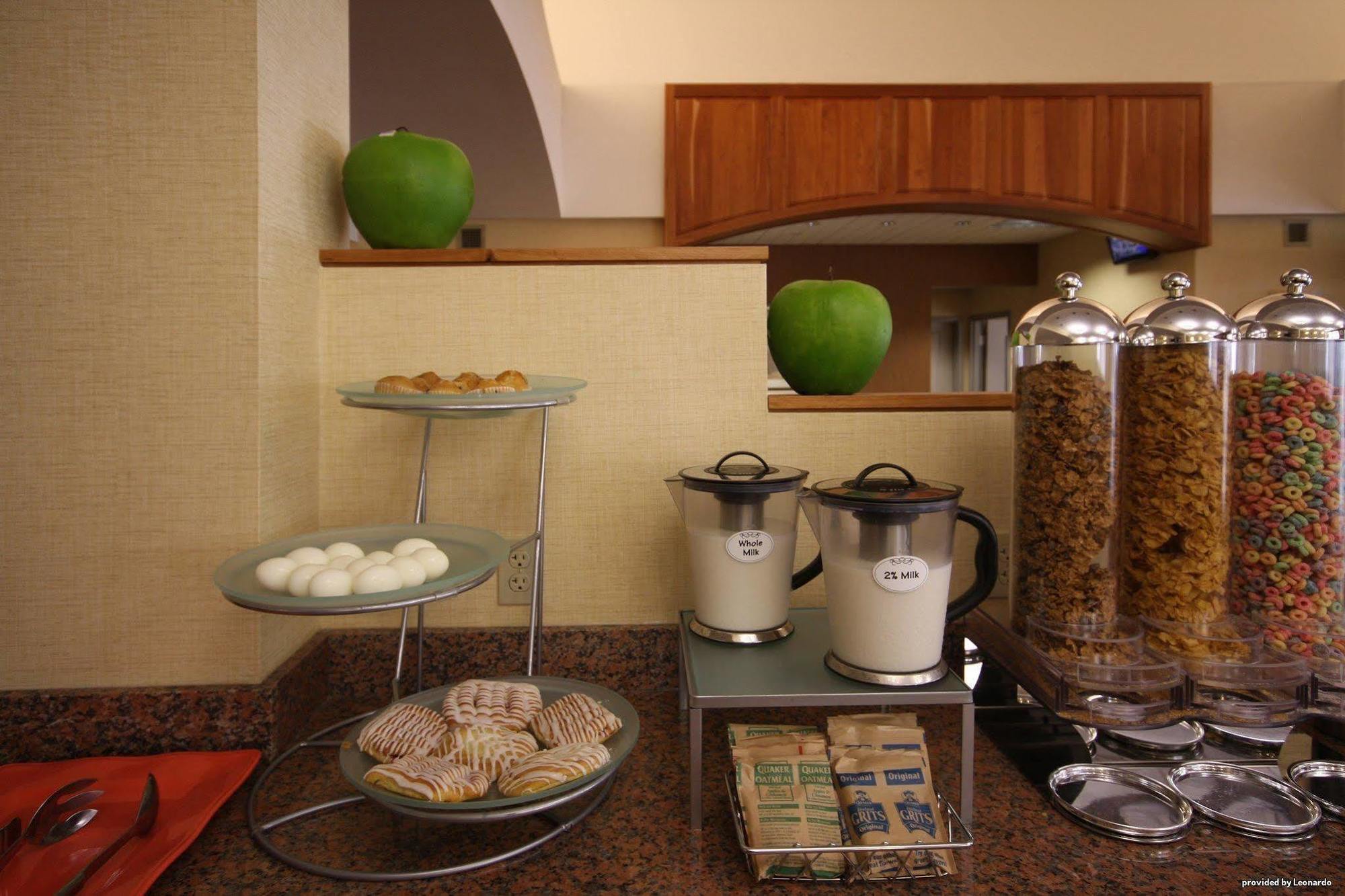 The Bridges Hotel Натчез Ресторан фото